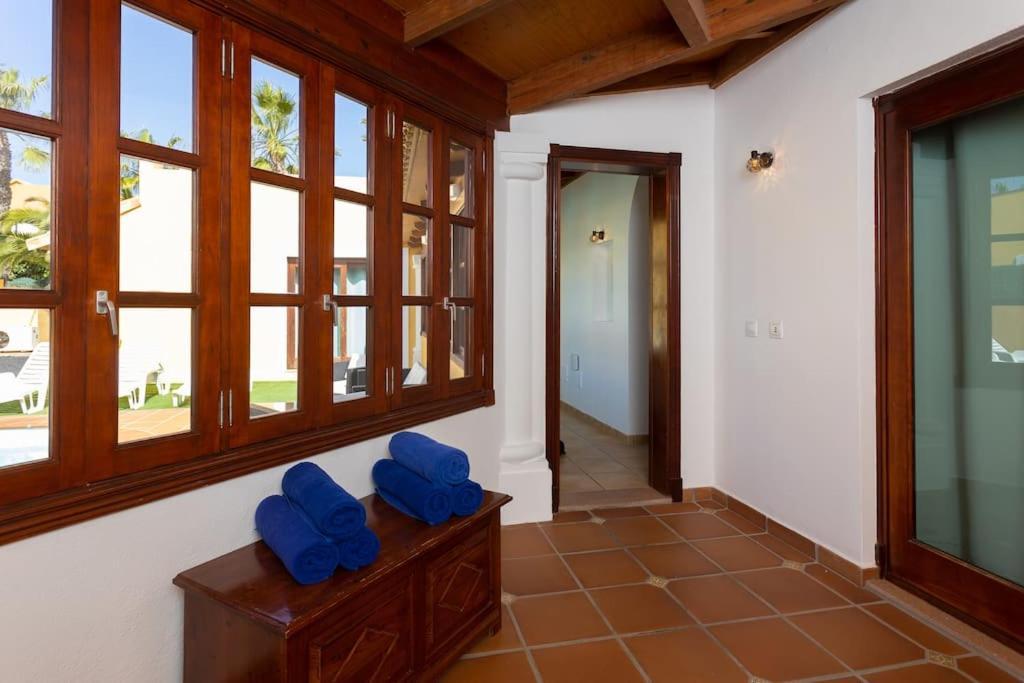 Villa Helen - Heated Pool Wifi Smarttv Barbecue Corralejo Exterior foto